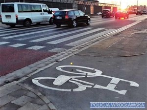 Niebezpieczne zdarzenie z udziałem rowerzysty na ulicy Prostej