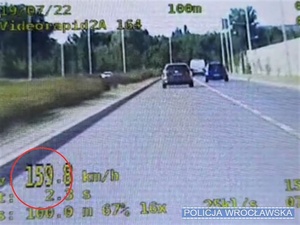 159 km/h przy ograniczeniu do 70 km/h – brawurową jazdę przerwali policjanci z grupy SPEED