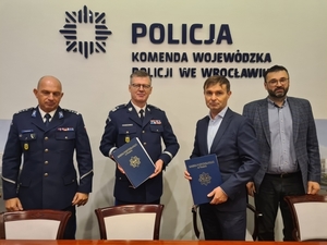 Podpisano umowę w sprawie budowy nowej siedziby Komisariatu Policji Wrocław-Stare Miasto i CBZC