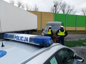 Policjanci z Wieruszowa odzyskali skradzionego we Wrocławiu busa wartego 165 tysięcy złotych