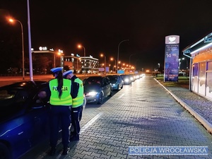 Zdjęcie ilustracyjne - kontrola pojazdów oraz kierujących biorących w trakcie działań pn. &quot;Nielegalne wyścigi&quot;