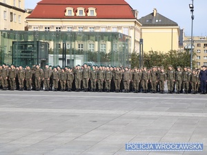 Uczniowie klas mundurowych