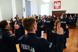 Ślubowanie nowo przyjętych policjantów garnizonu dolnośląskiego