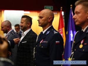 młodszy inspektor Sławomir Wołk – Zastępca Komendanta Miejskiego Policji we Wrocławiu,