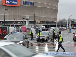 Wrocławscy policjanci zabezpieczali mecz pomiędzy drużynami Piast Gliwice a WKS Śląsk Wrocław