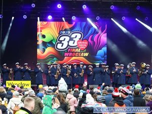 Wrocławscy policjanci zagrali z WOŚP