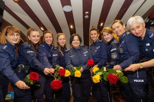Uroczysta gala z okazji 100-lecia kobiet w Policji w Dolnośląskim Centrum Filmowym we Wrocławiu