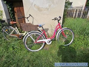 na zdjęciu widać dwa rowery