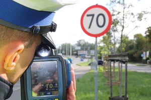 Prawdziwym mistrzem na drodze jest ten, kto jedzie odpowiedzialnie – „Mistrzu, zwolnij!”