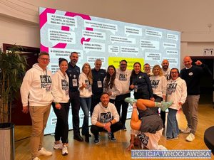 AkcjaRELacja HejTY Reaguj  - ważne wydarzenie we wrocławskiej Hali Stulecia, w którym nie mogło zabraknąć dolnośląskich policjantów