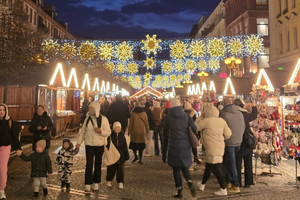 Uważaj na "kieszonkowców". Lubią tłok i Twoje pieniądze...