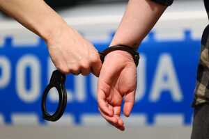 33-latek podejrzany o uszkodzenie ciała dwóch osób został zatrzymany i usłyszał zarzuty
