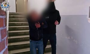 Policjanci z Wydziału Kryminalnego Komisariatu Policji Wrocław-Grabiszynek zatrzymali sprawcę podczas oszustwa przy wykorzystaniu kodów Blik