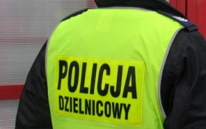 Dzielnicowi z Psiego Pola zatrzymali mężczyznę poszukiwanego listem gończym, a dzielnicowi ze Śródmieścia drugiego, który miał przy sobie kilkanaście porcji handlowych marihuany