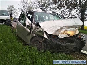 Niebezpieczne zdarzenie na drodze z Wrocławia do Strzelina. Wszystkich kierowców prosimy o zachowanie ostrożności