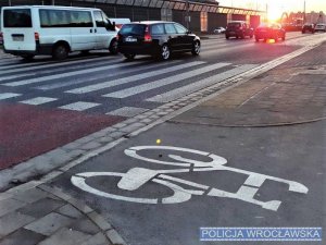 Zachowajmy szczególną ostrożność zbliżając się do przejazdu dla rowerzystów