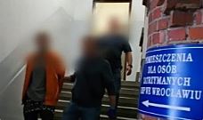 Sprawca, który ranił nożem dwie osoby zatrzymany dzięki szybkiej reakcji wrocławskich policjantów